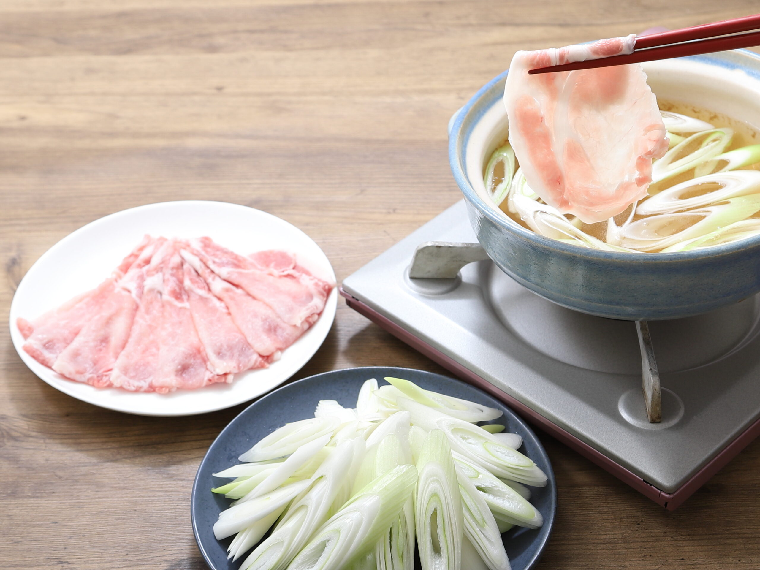 スープも味わうどっさりねぎ豚しゃぶしゃぶ スープも味わうどっさりねぎ豚しゃぶしゃぶ