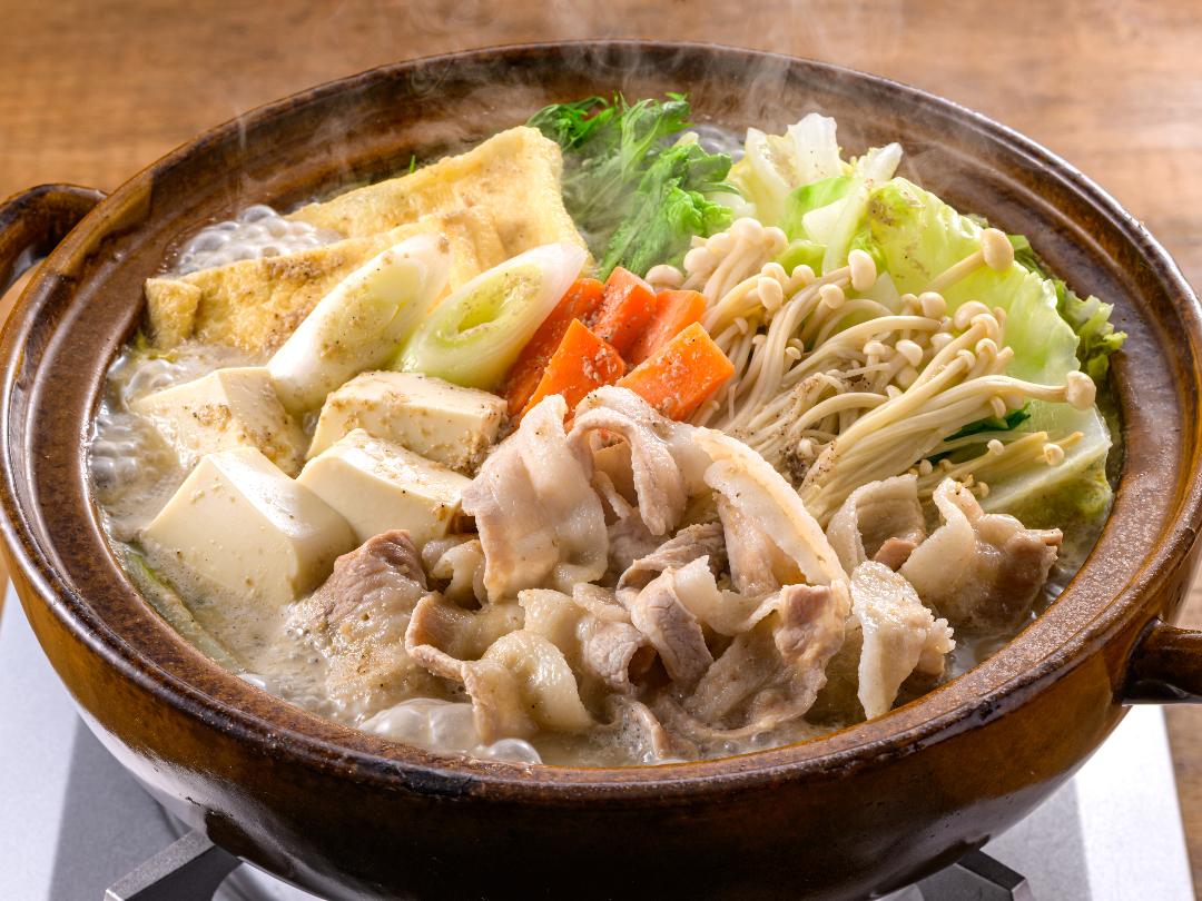 鍋シーズンも終盤！ みんな大好き！ごま豆乳鍋